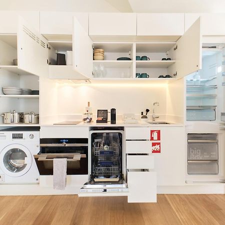 شقة Ando Living - Santa Justa 79 House Lisboa المظهر الخارجي الصورة