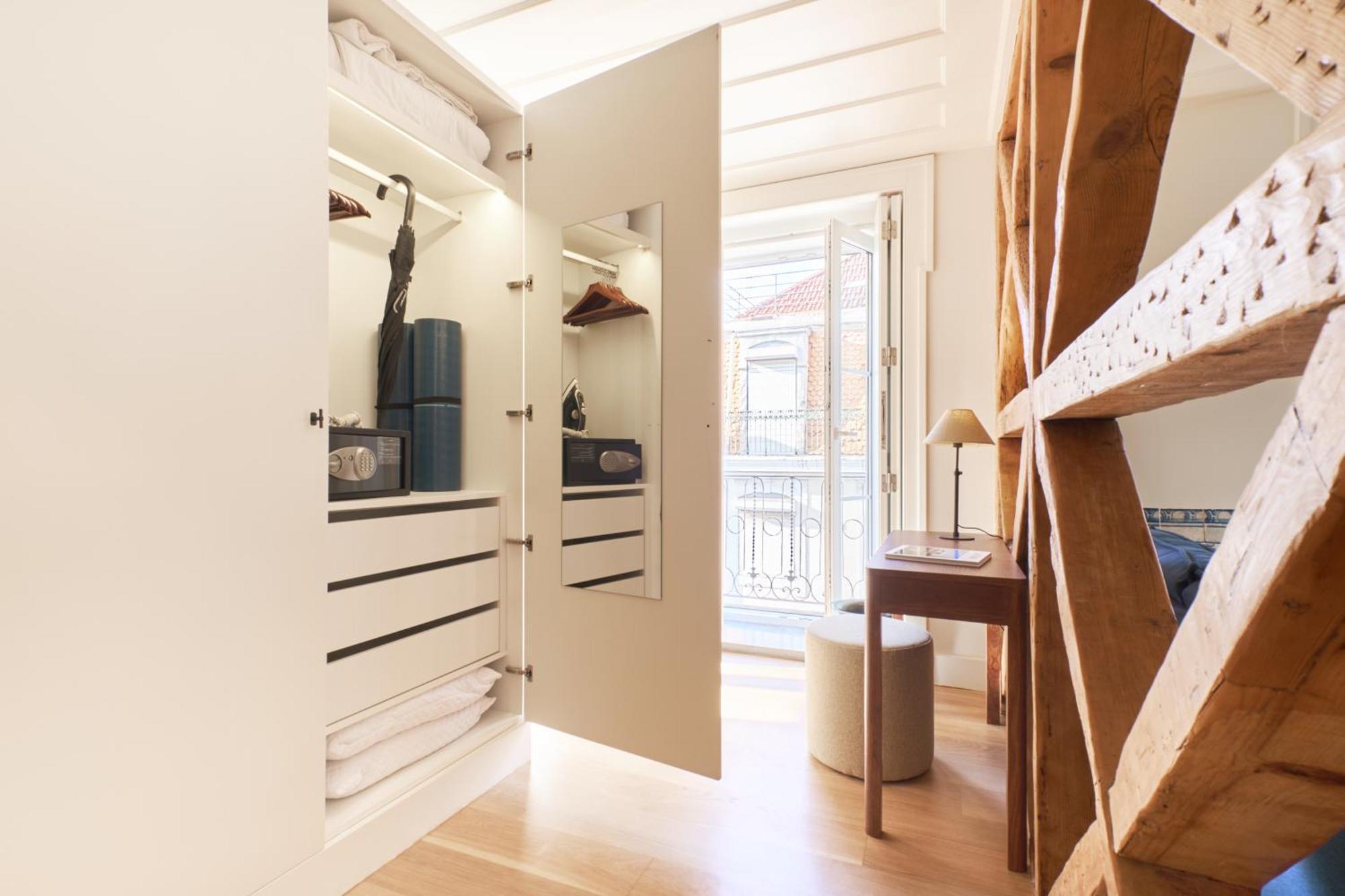 شقة Ando Living - Santa Justa 79 House Lisboa المظهر الخارجي الصورة